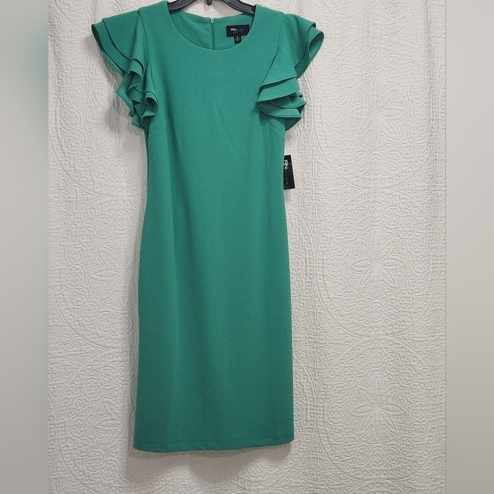 New! RN Studio green dress with ruffle sleeves size 4. Wedding party formal